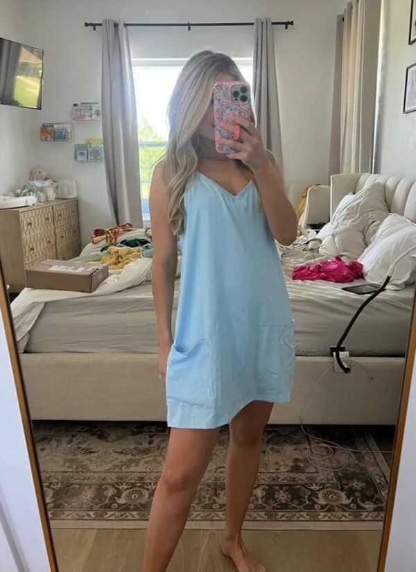 Kleid mit eingebauten Shorts - Image 6