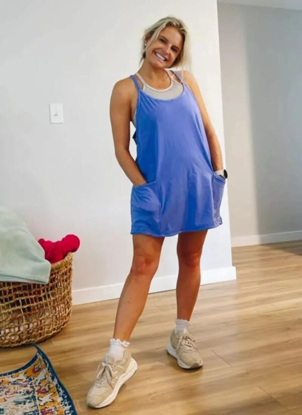 Kleid mit eingebauten Shorts - Image 5